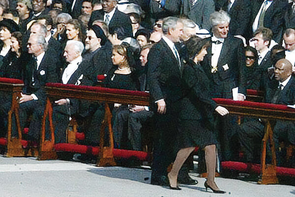 عبور از خاتمی/درباره عکسی از رئیس‌جمهور ایران و رئیس‌جمهور آمریکا در یک قاب