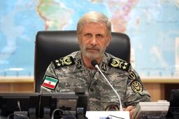 سرلشکر حاتمی: اگر دشمن اشتباهی کند با خشمی انباشته مواجه خواهد شد