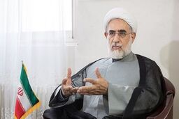 واکنش رسول منتجب‌نیا به لایحه ساماندهی تجمعات: قانون اساسی تکلیف را مشخص کرده