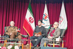 دموکراسی یا قدرت نظامی؟مناظره صادق زیباکلام و بیژن عبدالکریمی درباره رویکرد کلان نظام سیاسی و شرایط کنونی کشور
