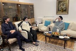 دیدار سید محمد خاتمی با سید هادی خامنه‌ای/ تأکید خاتمی بر فعال بودن دیپلماسی و عقلانیت و دستیابی به آرامش و صلح شرافتمندانه
