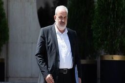 بازدید وزیر نیرو از مرکز پاسخگویی آب تهران