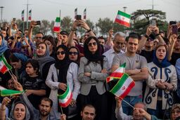 از فریب خوردن موساد تا تکان خوردن دکتر میلانی!