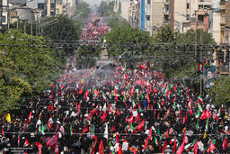 تصاویر منتخب از مراسم تشییع پیکر رهبر شهید انقلاب 