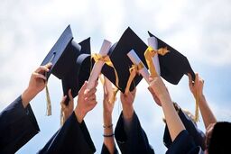 آموزش رایگان در انحصار طبقات برخوردار
