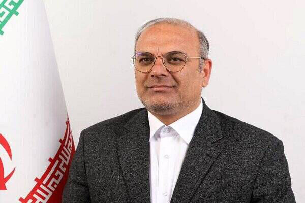 روح‌‏اله لک‌‏علی‏‌آبادی نماینده دورود و ازنا: نیروهای امنیتی منشأ پیامک‌‏ها به نمایندگان را شناسایی کنند