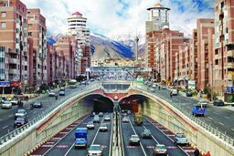 انسداد شبانه تونل توحید در یک مسیر

