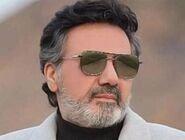 به جز معین!