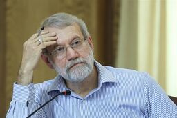 لاریجانی: ترکیب جنگ و مذاکره از سوی آمریکا مسخره‌بازی است