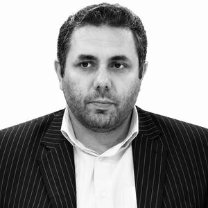 نورالله  اکبری