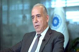 رئیس اتاق ایران و چین: حاکمیت اقتصادی در کشور ما به دست یک اقلیت ناچیز افتاده است
