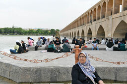 بهشت ثانی/درباره عکسی از سفر به نصف جهان