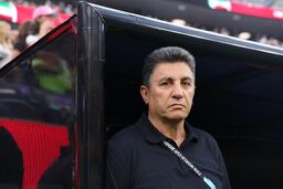قلعه‌نویی به نسخه پرسپولیسی رو می‌آورد؟