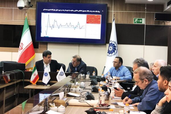 اقتصاد در بن‌‏بست تحریم‌‏ها/گفتارهایی از تکنوکرات‌ها و تحلیلگران دیپلماسی در نشست توسعه اقتصاد ایران