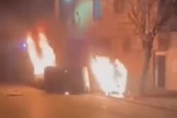 حمله به مقر پلیس ازنا با ۳ کشته و ۱۷ زخمی

