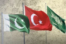 پاکستان، ترکیه و عربستان پیمان دفاعی مشترک امضا می‌کنند 
