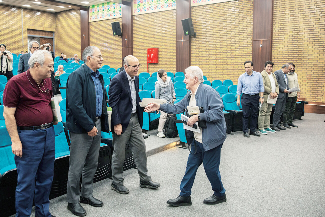 باید نقد و گفت‌وگو کنیم/گزارشی از افتتاحیه ششمین همایش «کنکاش‌های مفهومی و نظری درباره جامعه ایرانی»