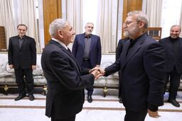لاریجانی: توافق امنیتی ایران و عراق، بستر امنیت پایدار منطقه را فراهم می‌کند