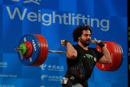 برنز یک ضرب دسته ۱۰۹ کیلوگرم قهرمانی جهان به کرمی رسید