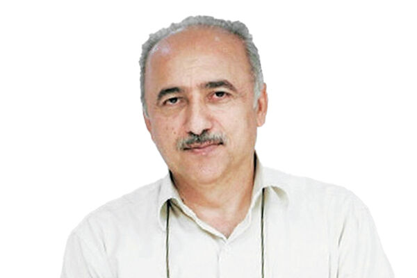مرتضی افقه اقتصاددان: هفت سال است در شرایط جنگی هستیم