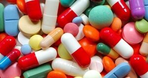  وقتی بیماران سرطانی و دیالیزی اسیر قیمت‌های نامتعارف دلالان می‌شوند