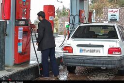 کاهش ۴۰ درصدی مصرف بنزین رد شد
