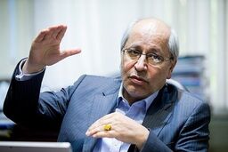 مسعود نیلی: امسال رکورد تاریخی رکود تورمی را در ایران تجربه خواهیم کرد