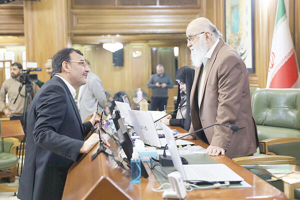 گفت‌وگو با اعضای شورای شهر تهران درباره نا آرامی‌های چند روز اخیر/ روایتی از حوادث پایتخت