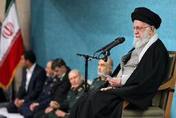 رهبر انقلاب: دشمن از پیشرفت‌های جمهوری اسلامی کلافه و عصبی است