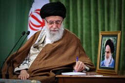 رهبر انقلاب از قهرمانان تیم ملی کشتی آزاد ایران تقدیر کردند