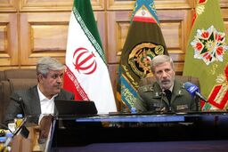 امیر حاتمی: لحظه‌ای را در ارتقای توان دفاعی از دست ندادیم