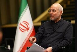 انتقاد روزنامه اصول‌گرا از صداوسیما: حرفهای نبویان را که معلوم بود چه خواهد گفت روی آنتن زنده پخش کردید و سخنرانی قالیباف را که از قبل ضبط شده قطع می‌کنید؟